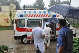 神康扶贫关爱行动:神康援助患精神分裂20多年无钱医治的于佩珍