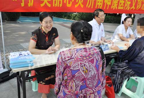 济南神康医院义诊活动进社区 便民服务暖人心